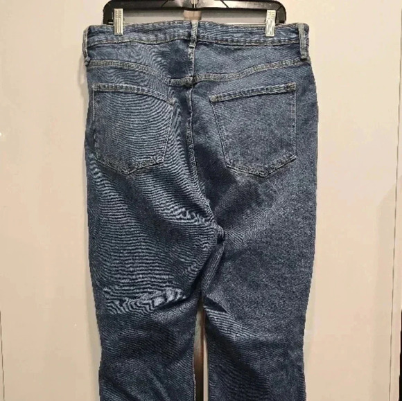 Old Navy Extra High Waisted Flare Jeans size  14 - Picture 6 of 7